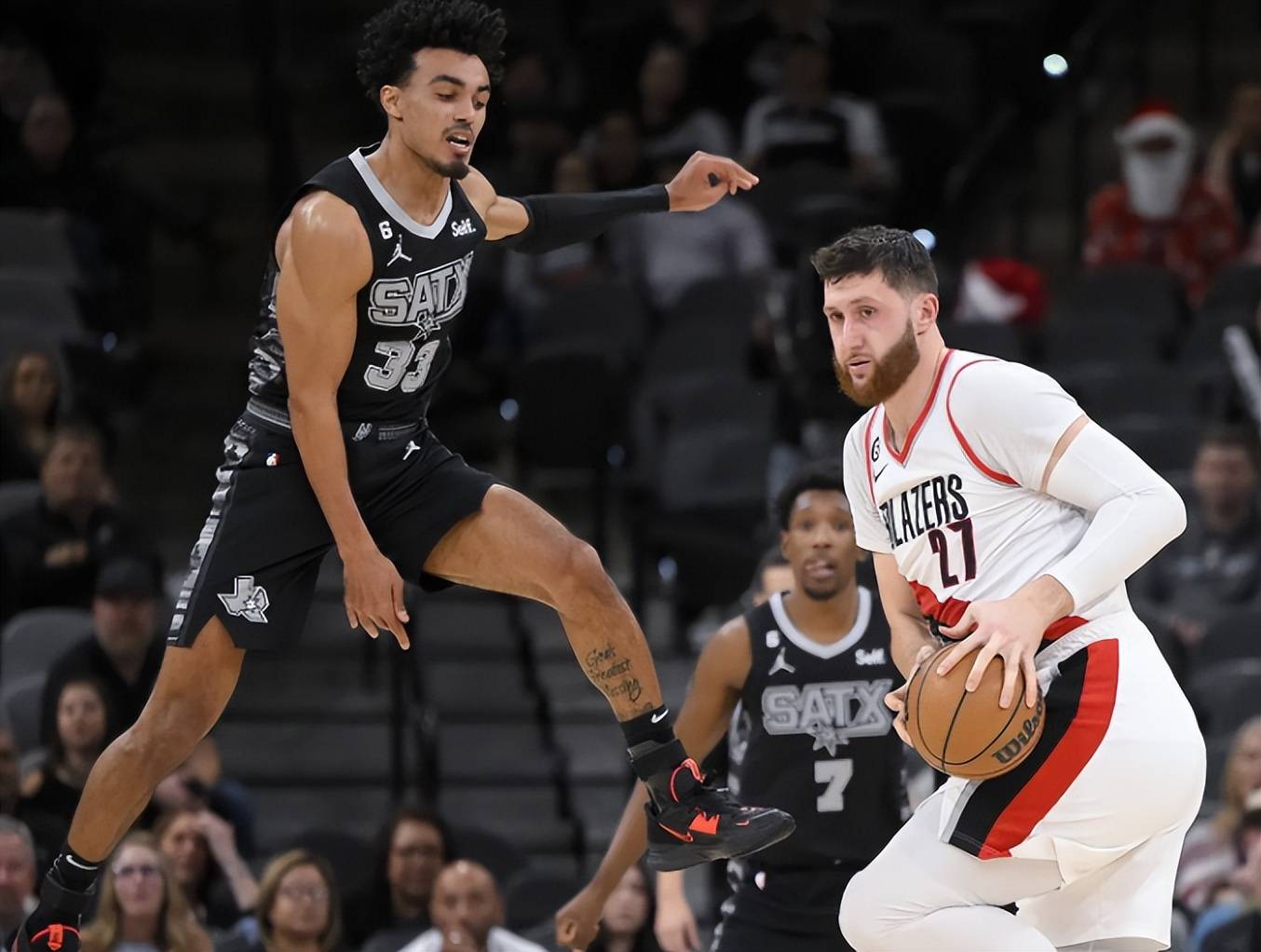 雄鹿战胜篮网,晋级东部半决赛将对阵公牛 雄鹿战胜篮网,晋级东部半决赛将对阵公牛