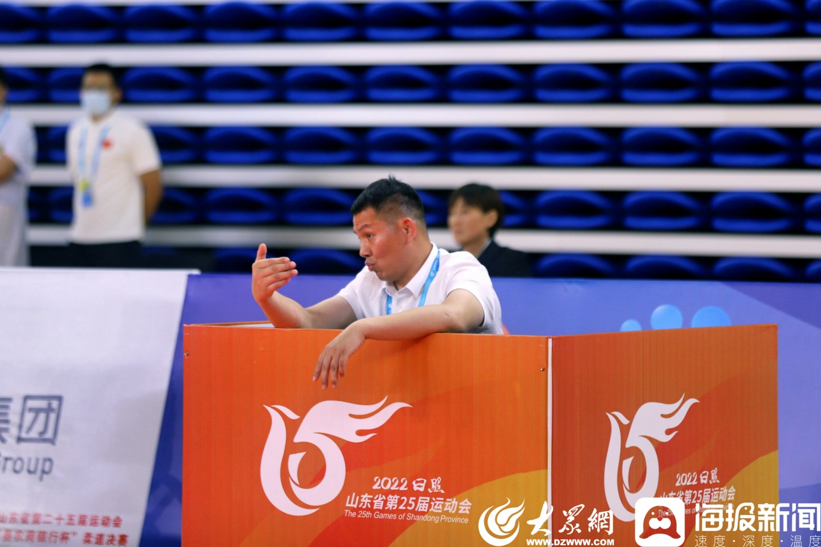 爱游戏网站-关于对决进行时，现场加油声助威不断，全情投入的信息