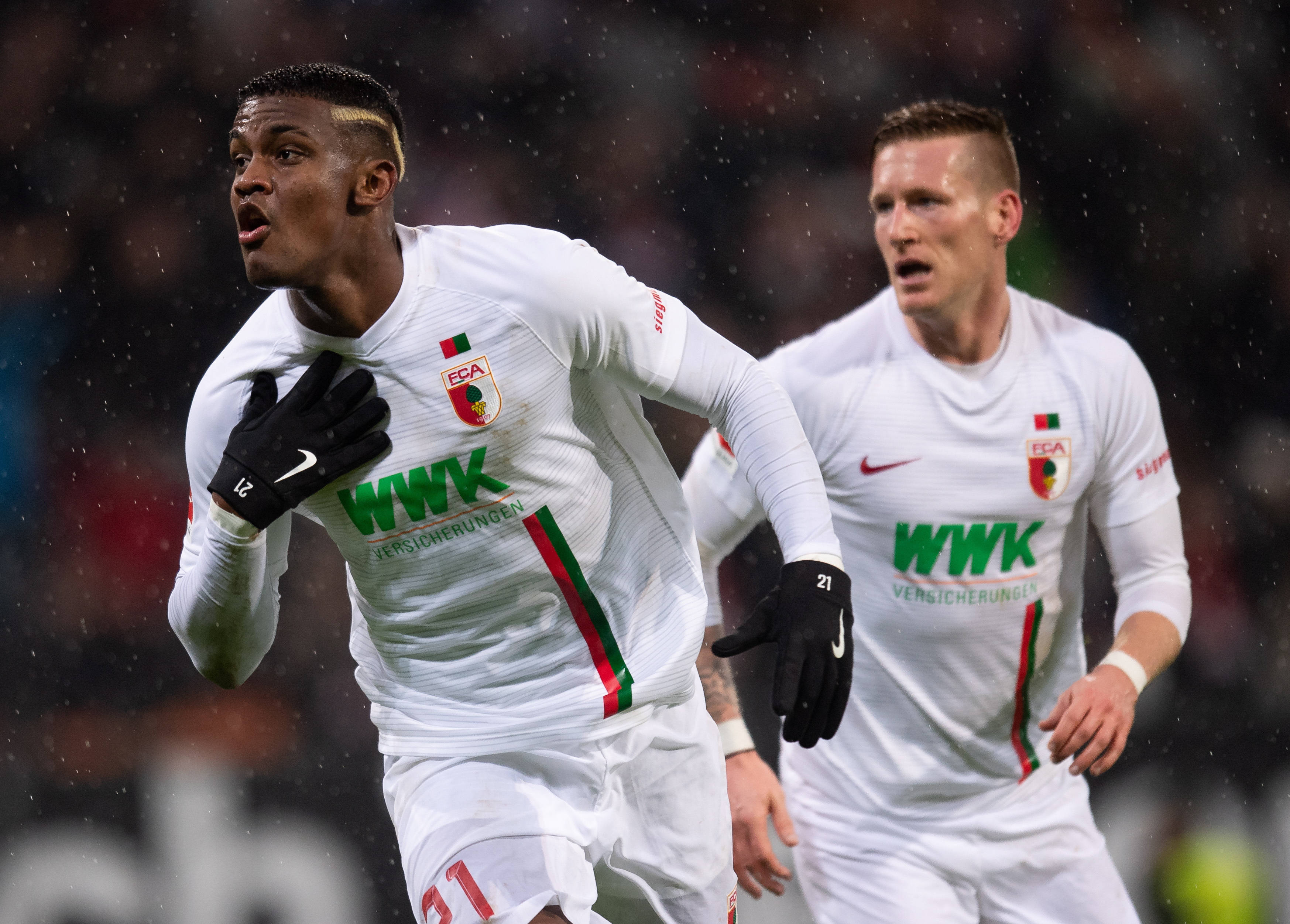 包含斯图加特球员连场破门,助球队获胜的词条 包含斯图加特球员连场破门,助球队获胜的词条