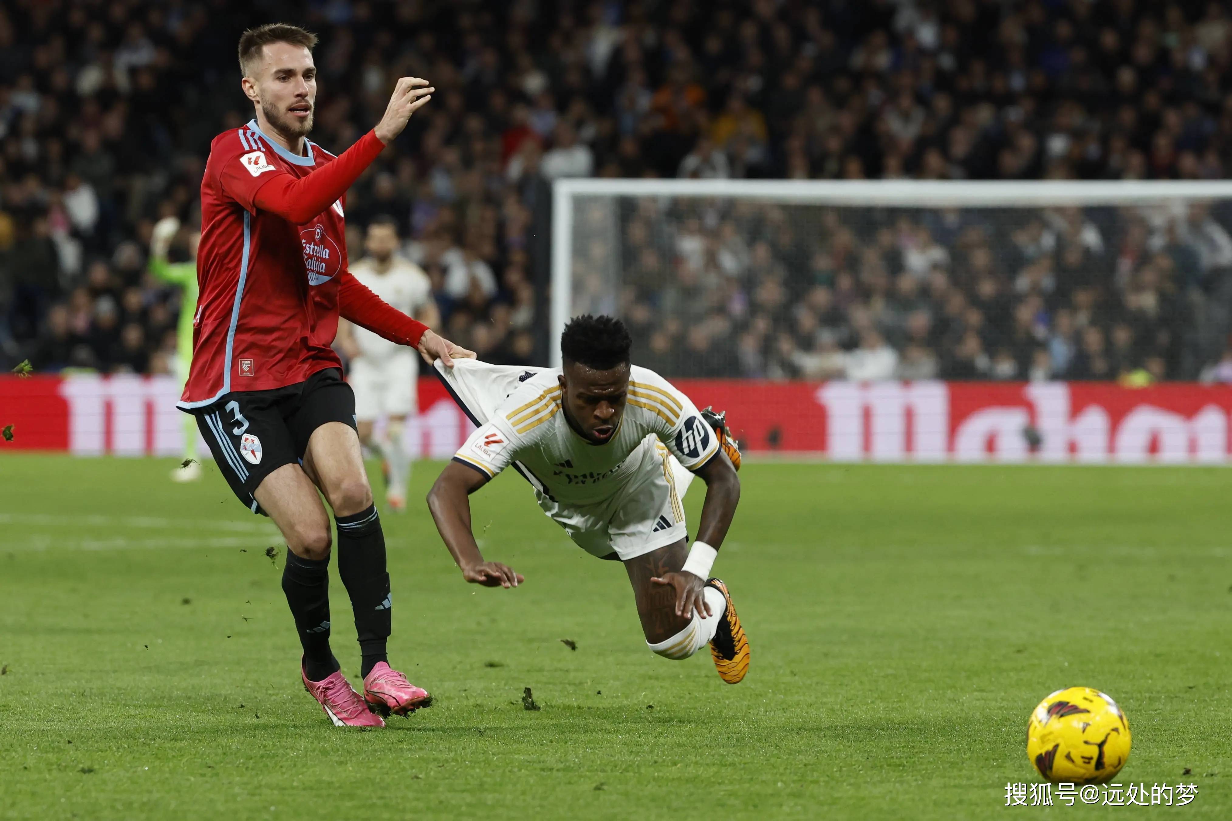包含那不勒斯客场负于拉齐奥,遭遇两连败的词条 包含那不勒斯客场负于拉齐奥,遭遇两连败的词条