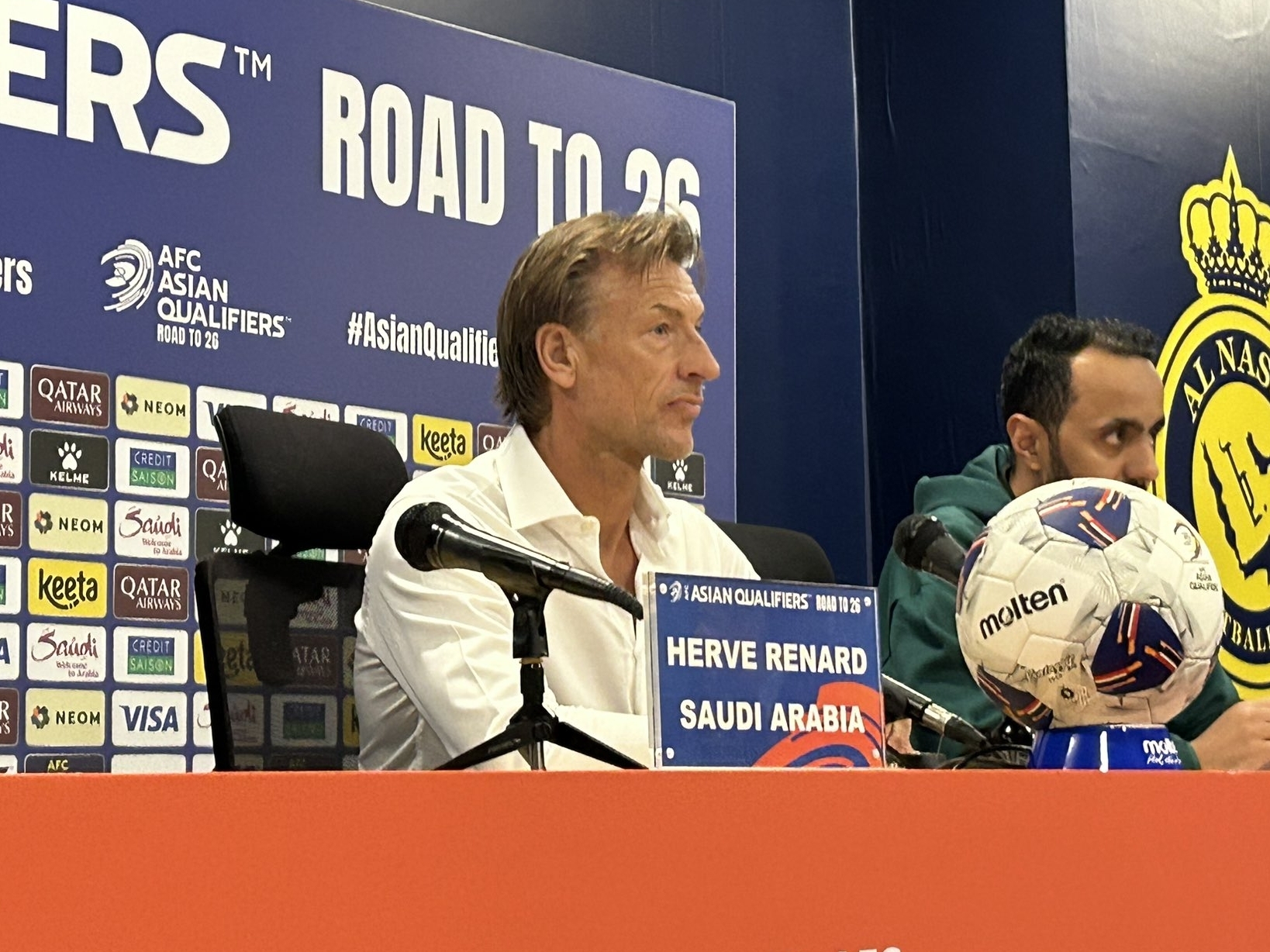 爱游戏官网-沙尔克宣布引进后卫补强防线实力