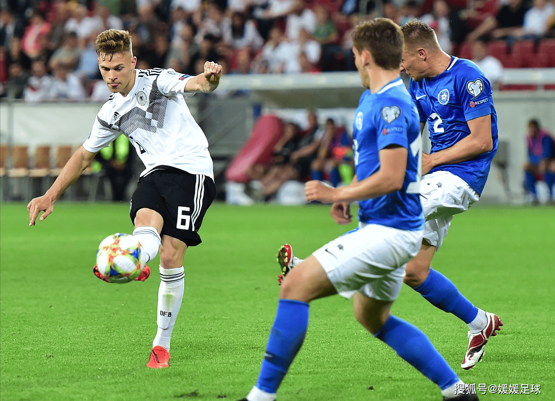 爱游戏娱乐-精彩绝伦的足球赛事，让人欢欣鼓舞