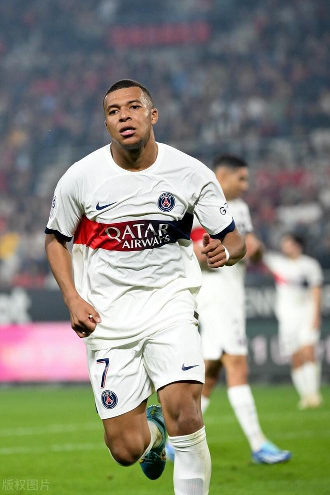 蒙彼利埃球队紧随巴黎圣日耳曼,争霸法甲联赛的简单介绍 蒙彼利埃球队紧随巴黎圣日耳曼,争霸法甲联赛的简单介绍