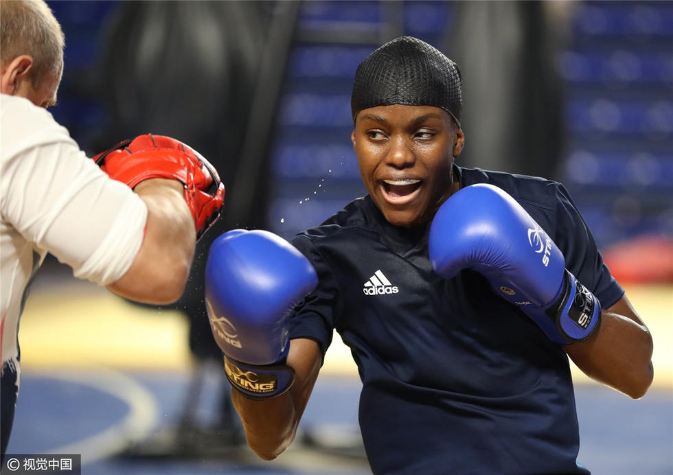 爱游戏入口-英国拳击选手实现逆袭，赢得金牌