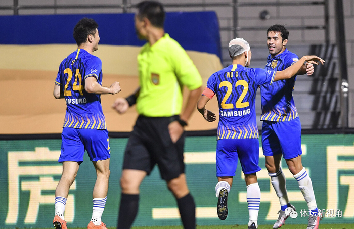 爱游戏平台-江苏苏宁主场失利，遭遇两连败