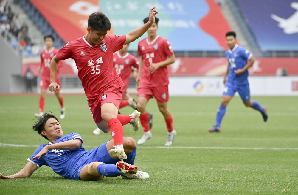 爱游戏入口-巴萨官宣巴乔加盟苏超球队，双方签约三年