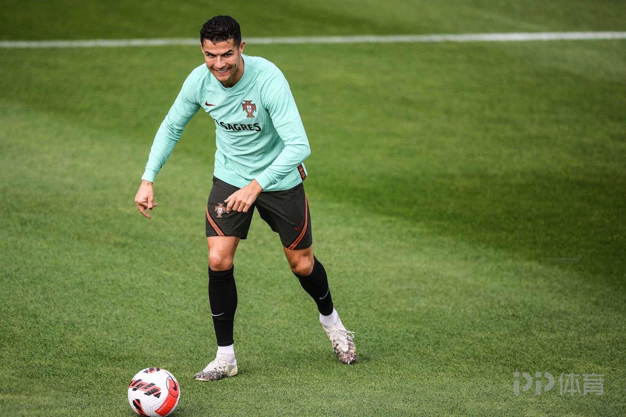 卢森堡女子足球锦标赛决赛拉开序幕的简单介绍 卢森堡女子足球锦标赛决赛拉开序幕的简单介绍