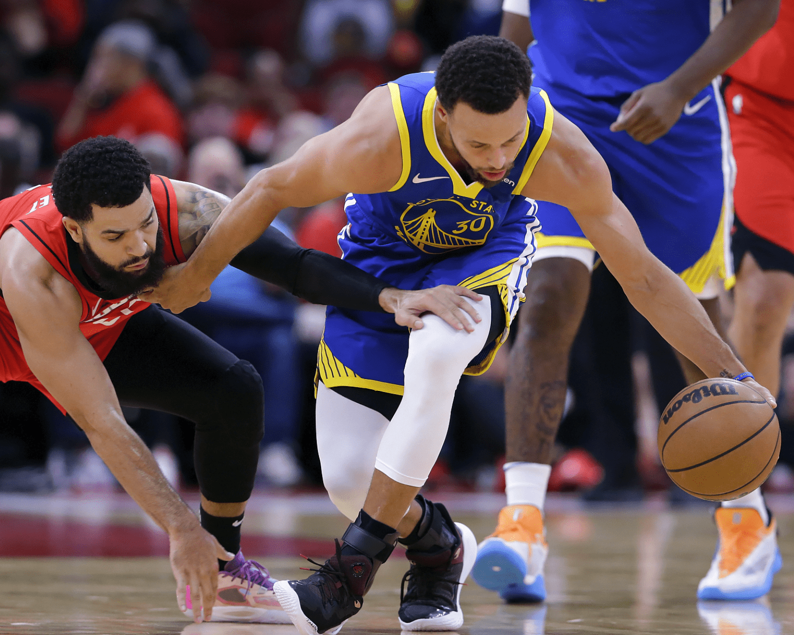 爱游戏注册-火箭绝杀国王，保罗连续14分